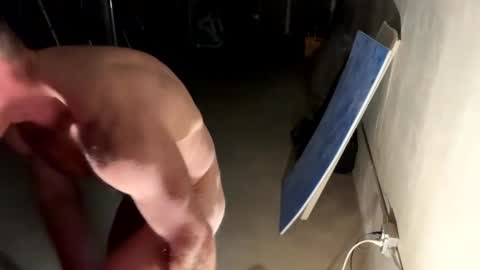 Snapshot of muscleundies chatting on December 11, 12:02 pm muscleundies online show from December 11, 12:02 pm