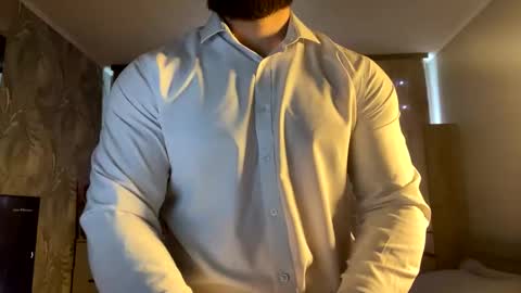 muscularjuggler online show from March 10, 5:34 am