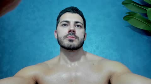 muscularmaster onlyfans online show from December 15, 10:47 pm