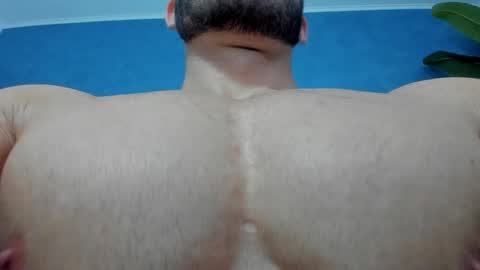 muscularmaster onlyfans online show from April 17, 9:18 pm