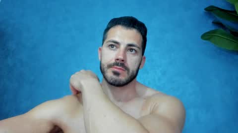 muscularmaster onlyfans online show from April 20, 9:05 pm