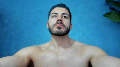 muscularmaster onlyfans online show from April 23, 9:17 pm