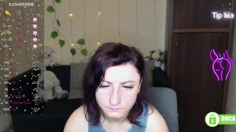 Jenya online show from January 28, 7:00 pm