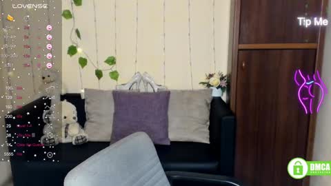 Jenya online show from January 31, 9:37 pm