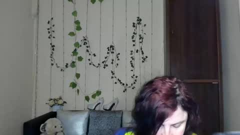 Jeneva online show from April 21, 5:39 pm