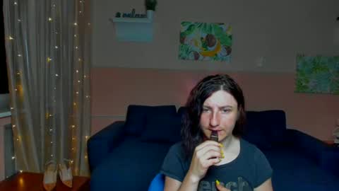 Jeneva online show from July 24, 5:44 pm