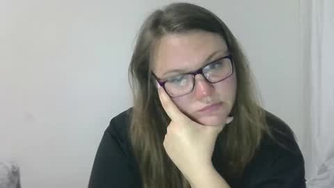 musechic_wild online show from February 8, 7:28 pm