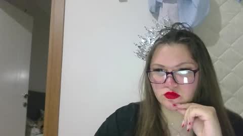 Snapshot of musechic_wild chatting on April 3, 7:56 pm musechic_wild online show from April 3, 7:56 pm