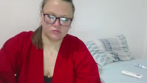 Snapshot of musechic_wild chatting on April 10, 11:42 pm musechic_wild online show from April 10, 11:42 pm