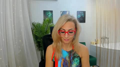 Diana online show from February 2, 10:57 am