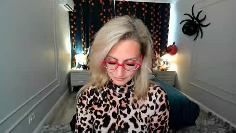 Diana online show from October 12, 11:31 am