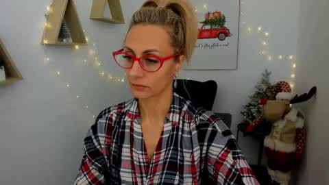 Diana online show from December 15, 10:41 am