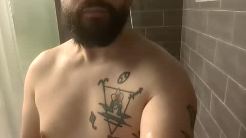 Snapshot of music_man_123 chatting on November 8, 9:31 am music_man_123 online show from November 8, 9:31 am