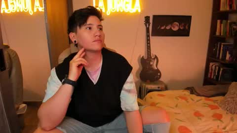 VALENTINA Luna  online show from October 24, 2:30 am