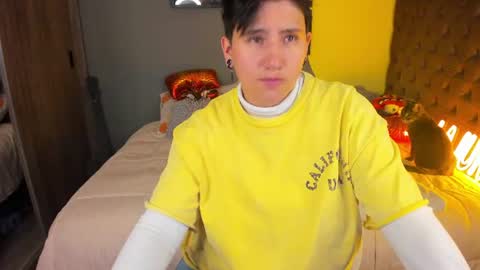 Snapshot of musicayluna chatting on July 2, 1:49 am VALENTINA Luna online show from July 2, 1:49 am