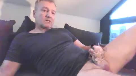 Snapshot of muskauer chatting on February 12, 6:30 am nobuddy online show from February 12, 6:30 am