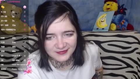 Snapshot of mustardgirl chatting on December 14, 7:40 am ZZ TOP online show from December 14, 7:40 am