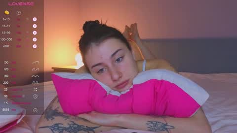 Im Marine online show from September 18, 5:26 pm