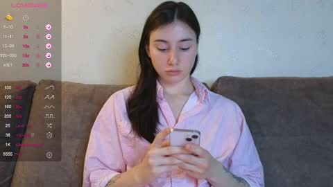 Im Marine online show from April 11, 4:22 pm