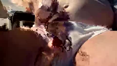 Snapshot of mutualjerk chatting on November 17, 3:07 pm bighead mature oldcock love hairy pussy C2C married..hairy women more than welcome. Tips not required but appreciated online show from November 17, 3:07 pm