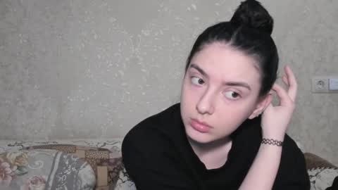 cute couple online show from April 19, 5:34 pm