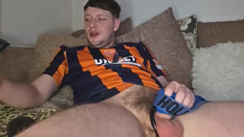 Snapshot of muzzy624406 chatting on February 28, 11:28 pm Muzzy online show from February 28, 11:28 pm