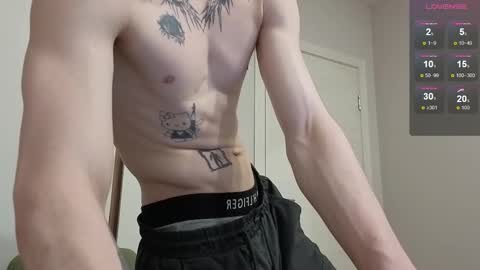 Snapshot of mvpzxc chatting on September 16, 7:37 pm 1x1 online show from September 16, 7:37 pm