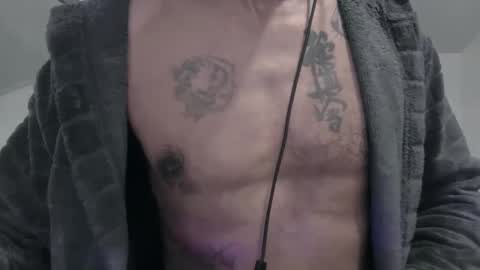 Snapshot of my432687 chatting on January 23, 11:15 pm my432687 online show from January 23, 11:15 pm