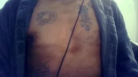 Snapshot of my432687 chatting on October 18, 10:43 pm my432687 online show from October 18, 10:43 pm