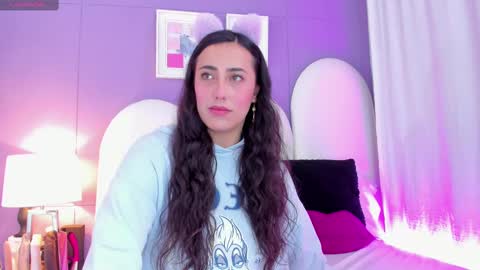 my_aleja_ online show from October 22, 3:23 pm