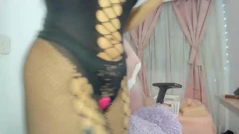 my_brunetteee online show from February 4, 3:01 am