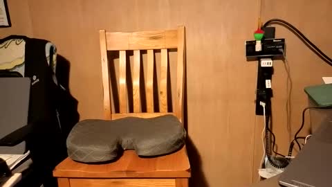 my_curiosity_ online show from April 16, 4:35 am