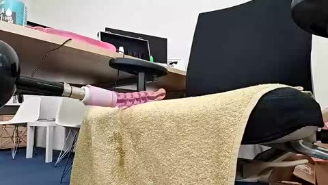 Snapshot of my_dirty_office chatting on February 11, 8:15 am my_dirty_office online show from February 11, 8:15 am