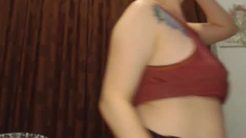     sara      i know you love me xoxox     online show from September 10, 7:08 am