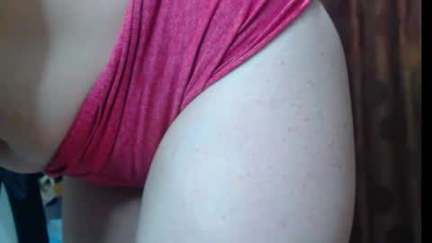     sara      i know you love me xoxox     online show from March 12, 8:48 pm