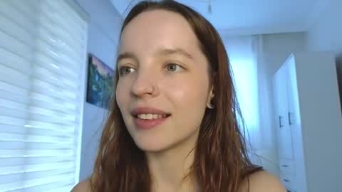 Snapshot of my_mia_ chatting on December 18, 1:02 pm MIA I will be here Monday Wednesday Thursday Saturday online show from December 18, 1:02 pm