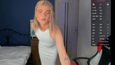 Sandra Muse online show from January 21, 1:00 pm