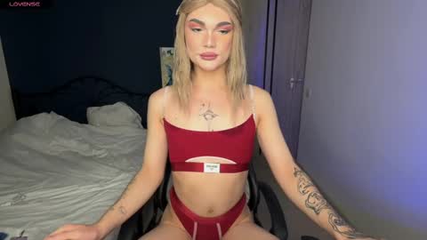 Sandra Muse online show from February 12, 11:40 am