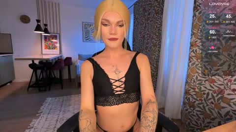 Sandra Muse online show from October 18, 11:33 am