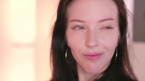 STELLA online show from November 11, 5:35 pm