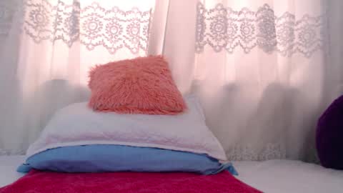 Snapshot of my_sweety_bom chatting on November 7, 8:20 pm My Sweety Bom online show from November 7, 8:20 pm