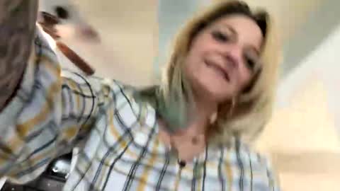 myahdiction online show from November 7, 7:25 pm