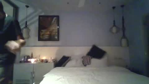 Snapshot of myair2 chatting on November 14, 1:26 am mama online show from November 14, 1:26 am