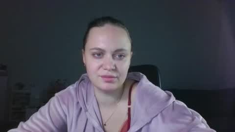 Snapshot of myaualice chatting on June 1, 8:21 pm myaualice online show from June 1, 8:21 pm