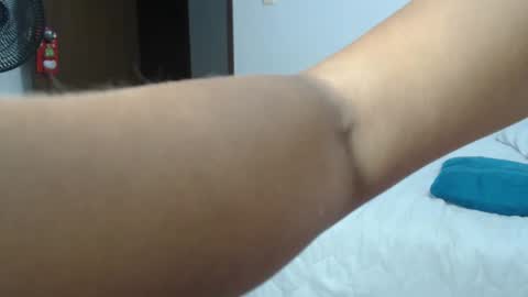 Snapshot of myc_sw_couple chatting on December 9, 11:45 pm mary and charlie online show from December 9, 11:45 pm