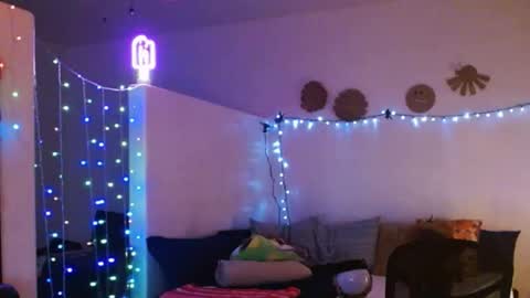 LA MARIPOSA DE MARICOPA online show from February 12, 4:23 am