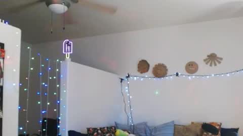 LA MARIPOSA DE MARICOPA online show from February 12, 2:32 pm