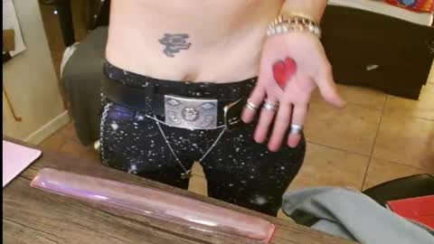 LA MARIPOSA DE MARICOPA online show from February 18, 4:26 am