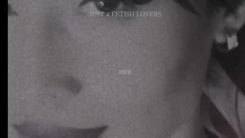 Lola online show from October 22, 11:04 pm