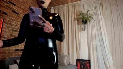 Lola online show from February 20, 2:08 am